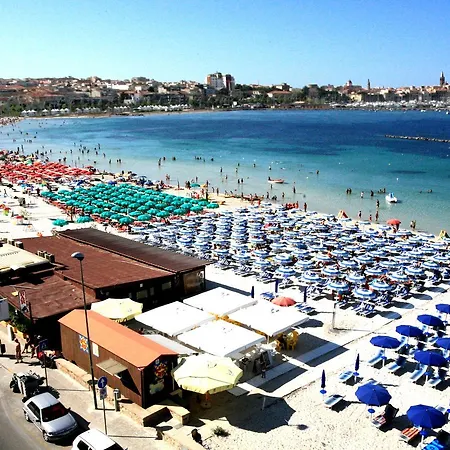Marisal Aparthotel 3*