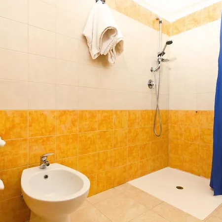 شقة فندقية Marisal 3*